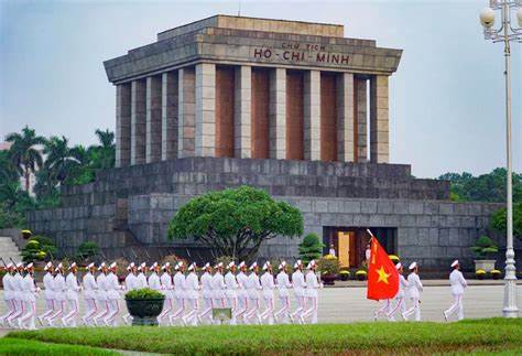 HÀ NỘI - HẠ LONG - SAPA - NINH BÌNH - BÁI ĐÍNH.